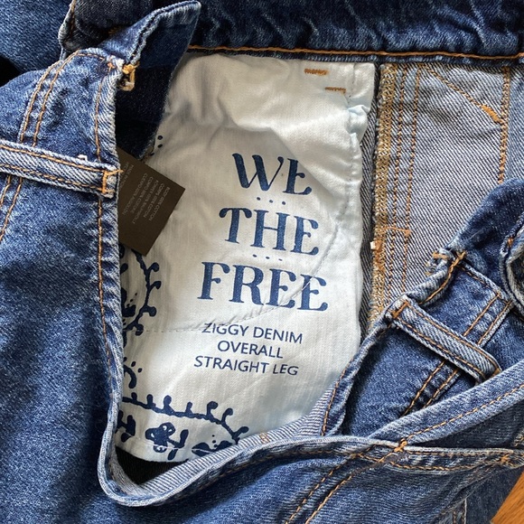 NWOT Free People Ziggy Medium Blue Denim Overalls - Picture 9 of 11